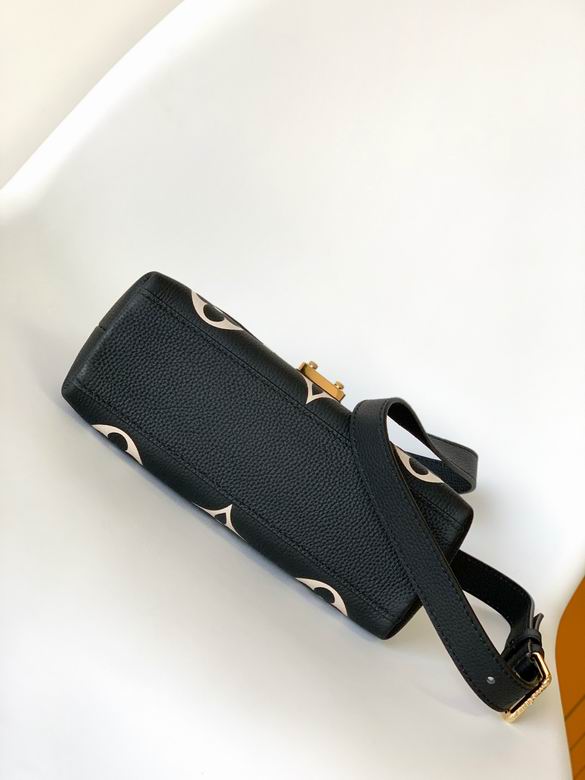 M45978 24X17X8.5cm WP 3