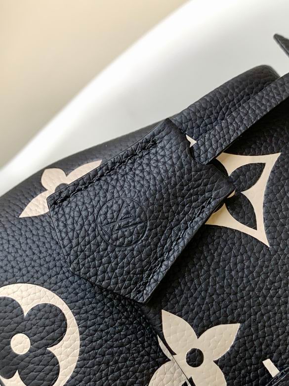 M45978 24X17X8.5cm WP 5