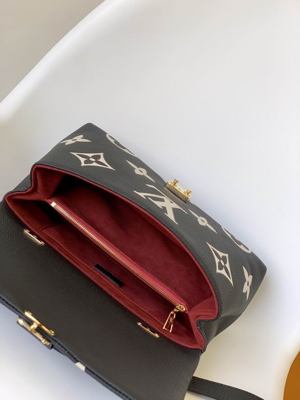 M45979 30X19.5X11cm WP 7