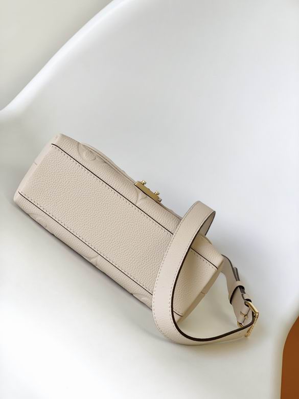 M46008 24X17X8.5cm WP 3