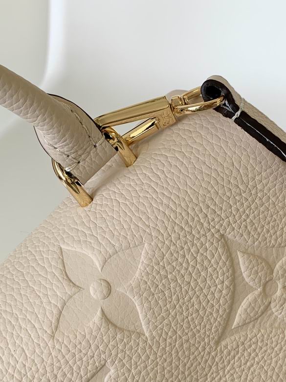 M46008 24X17X8.5cm WP 6