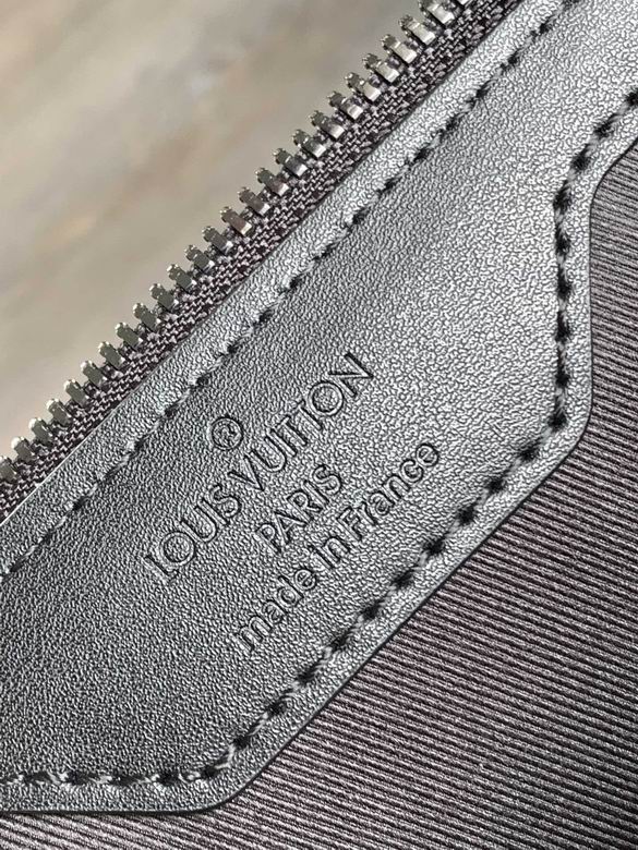 M46098 26X28.5X6cm WP 8