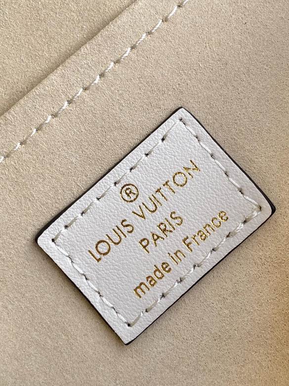 M46397 20.5X13.5X12cm WP 8