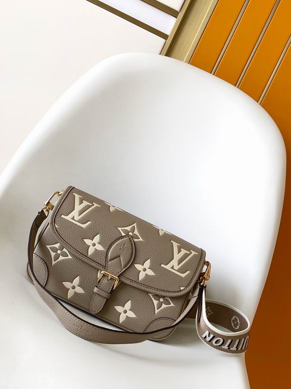 M46583 23X16X8.5cm WP 0