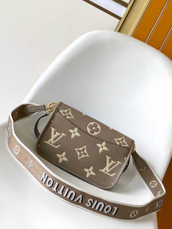 M46583 23X16X8.5cm WP 2