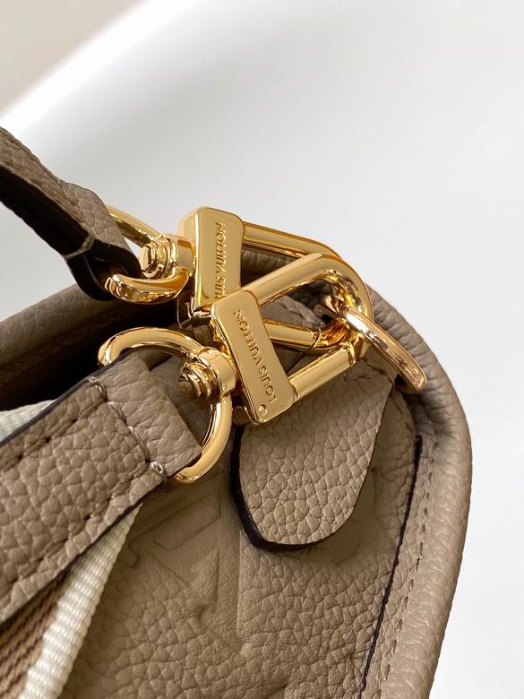 M46583 23X16X8.5cm WP 5