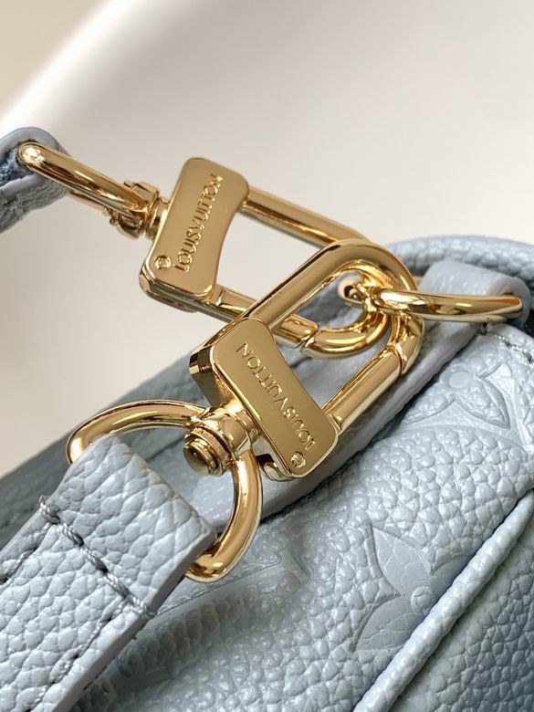 M46846 23X16X8.5cm WP 6