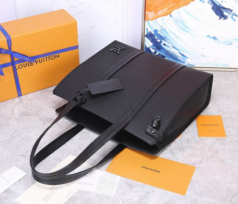 M57308 36.5X34X13cm WP 3