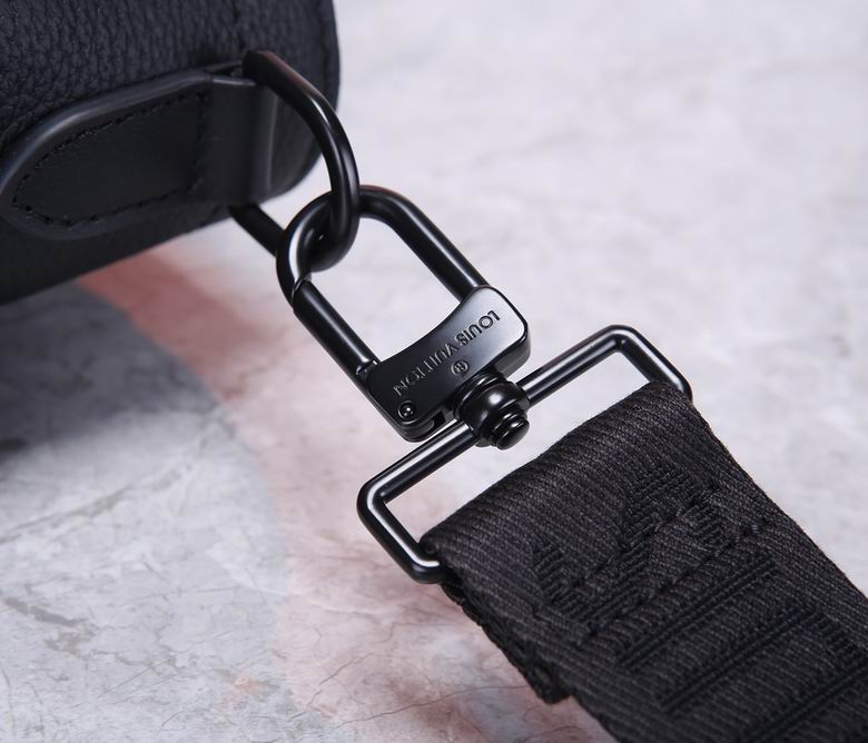 M58479 34X39X11cm WP 5