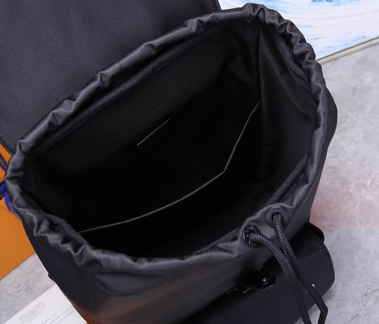 M58644 30X42X17cm WP 7