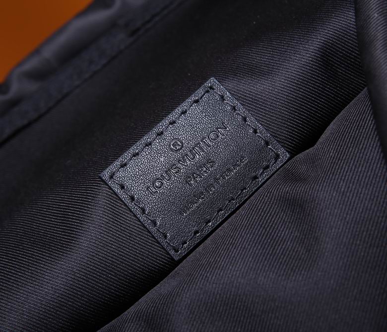 M58644 30X42X17cm WP 8