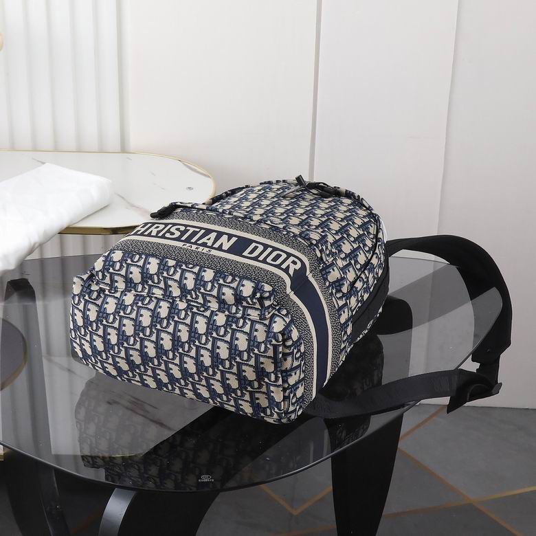 M6104STZQ 23.5X32X11cm WP 1