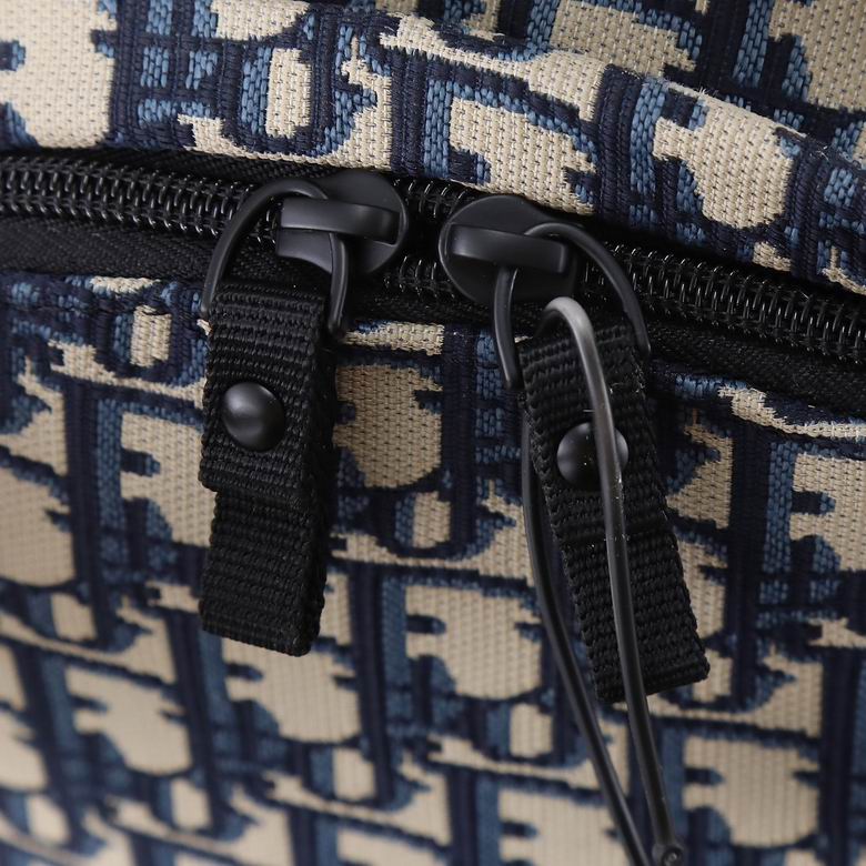 M6104STZQ 23.5X32X11cm WP 6