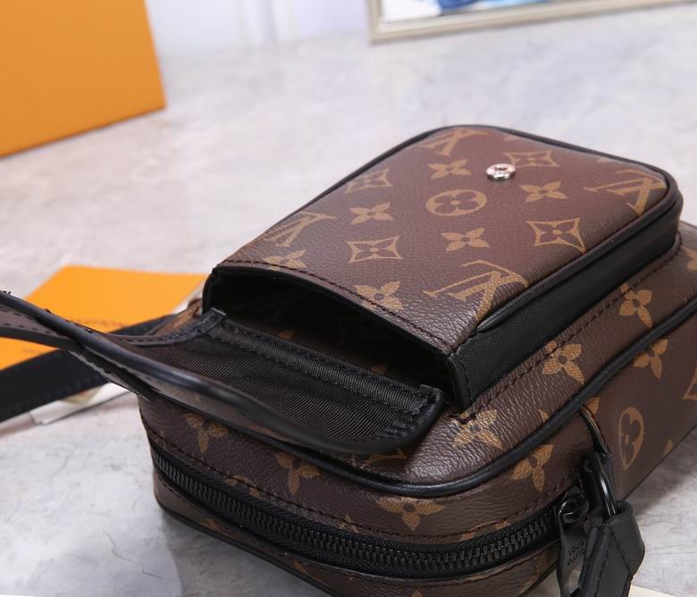 M69404 15X17X8cm WP 6