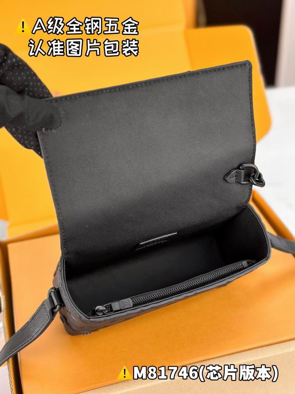 M81746 18X11X6.5cm WP 8