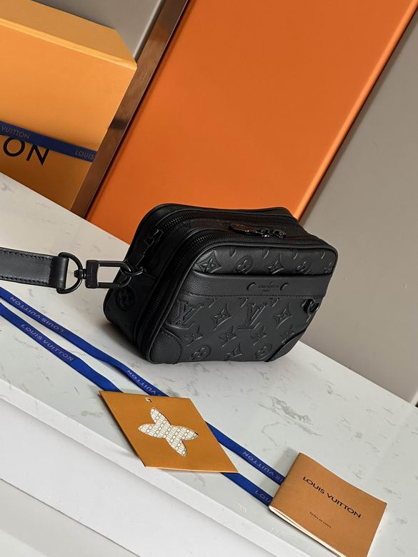 M82544 11X18.5X6.5cm WP 1