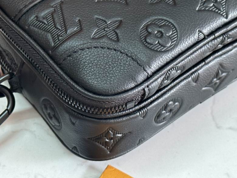 M82544 11X18.5X6.5cm WP 4