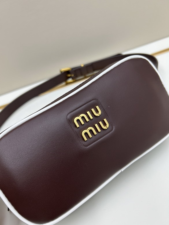 Miumiu 19x10x4cm jj2_4