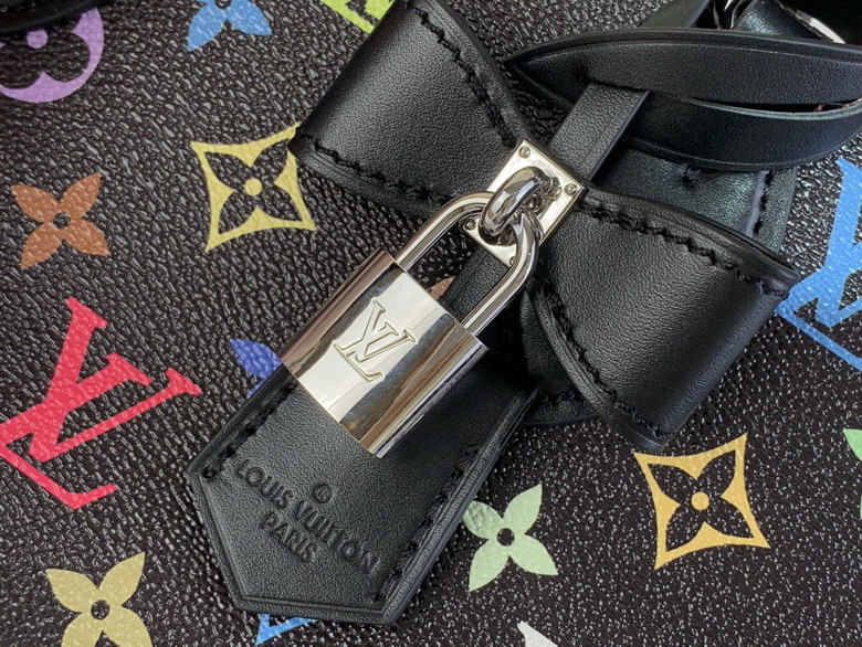 On M13260 25x13x10cm gf_5