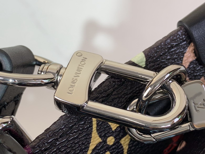 On M13260 25x13x10cm gf_6