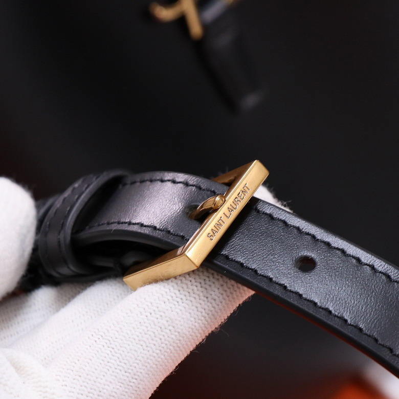 YSL 749036 17x20x13cm 8D2_8