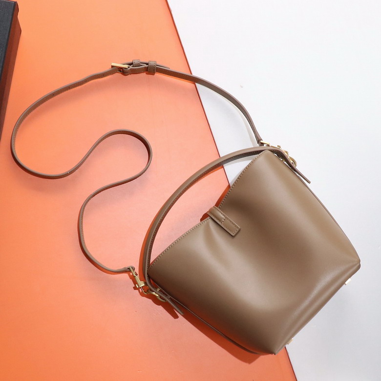 YSL 749036 17x20x13cm 8D5_2