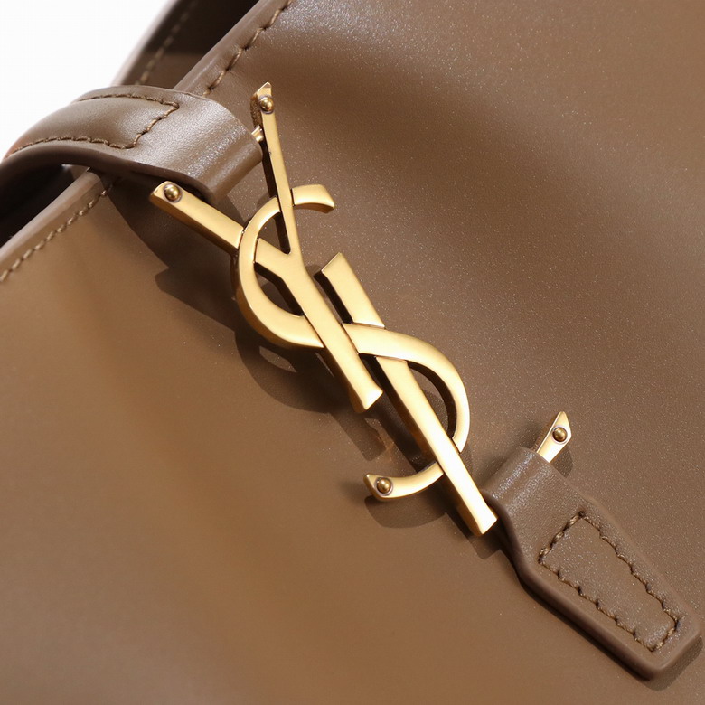 YSL 749036 17x20x13cm 8D5_4