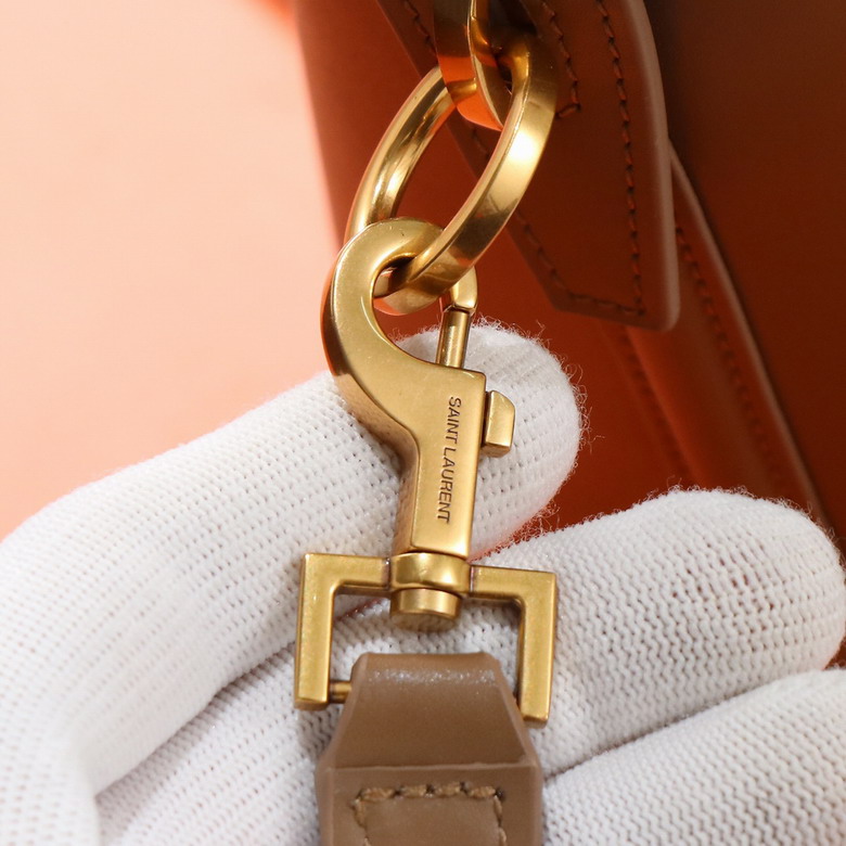 YSL 749036 17x20x13cm 8D5_5