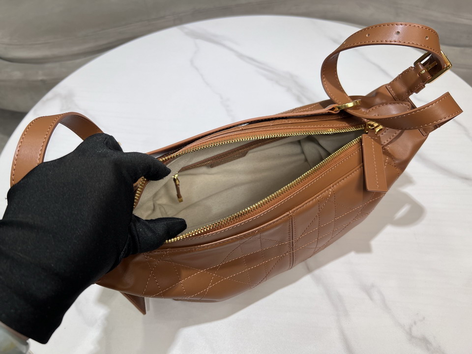 Dior 2416 23x14x16cm yz3_8