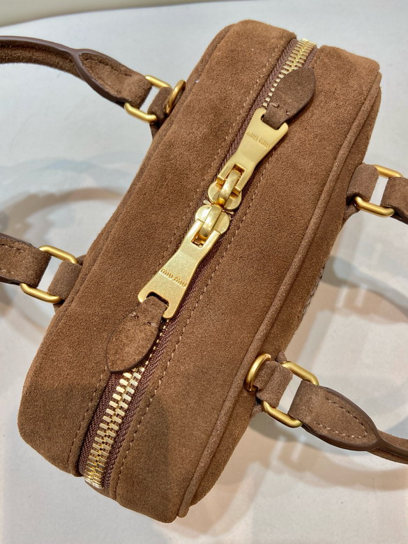 Miu 5BB142 22x10 5x7 5cm AP_6