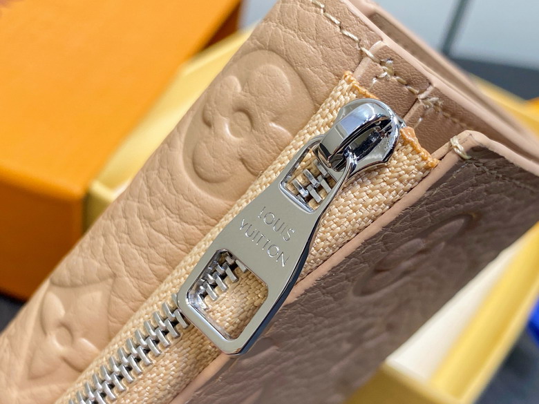 Portfolio Pilot M14143 11x8 5x2cm gf1_6