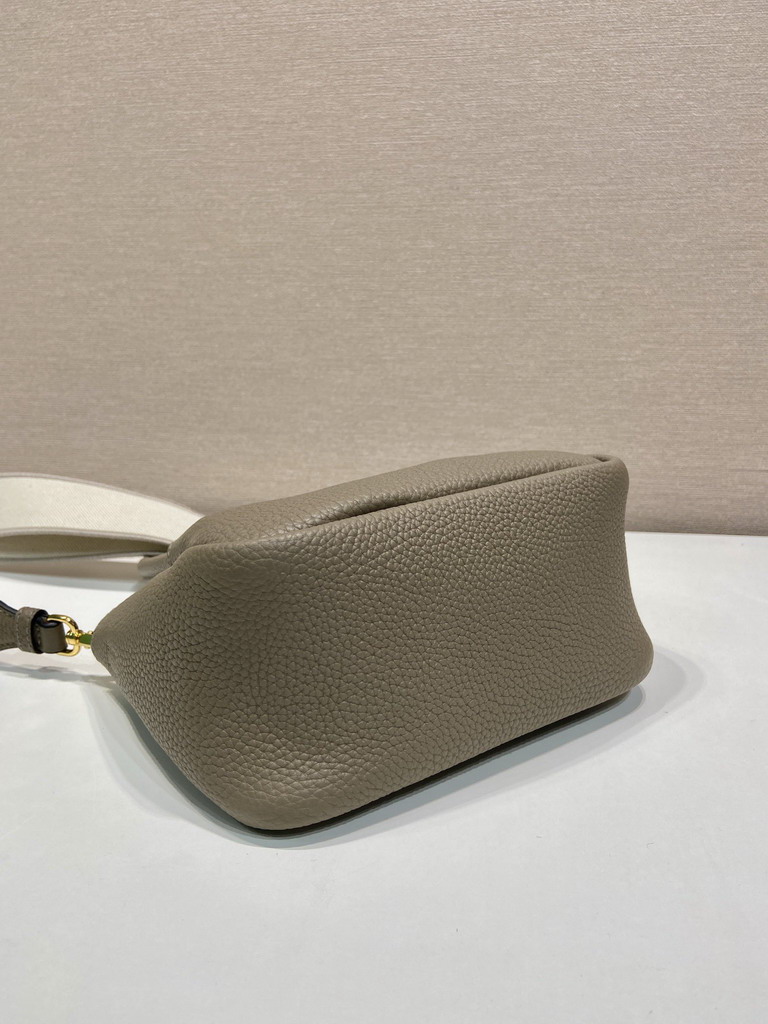 Prada 1BA362 19 5x18x9cm AP2_6