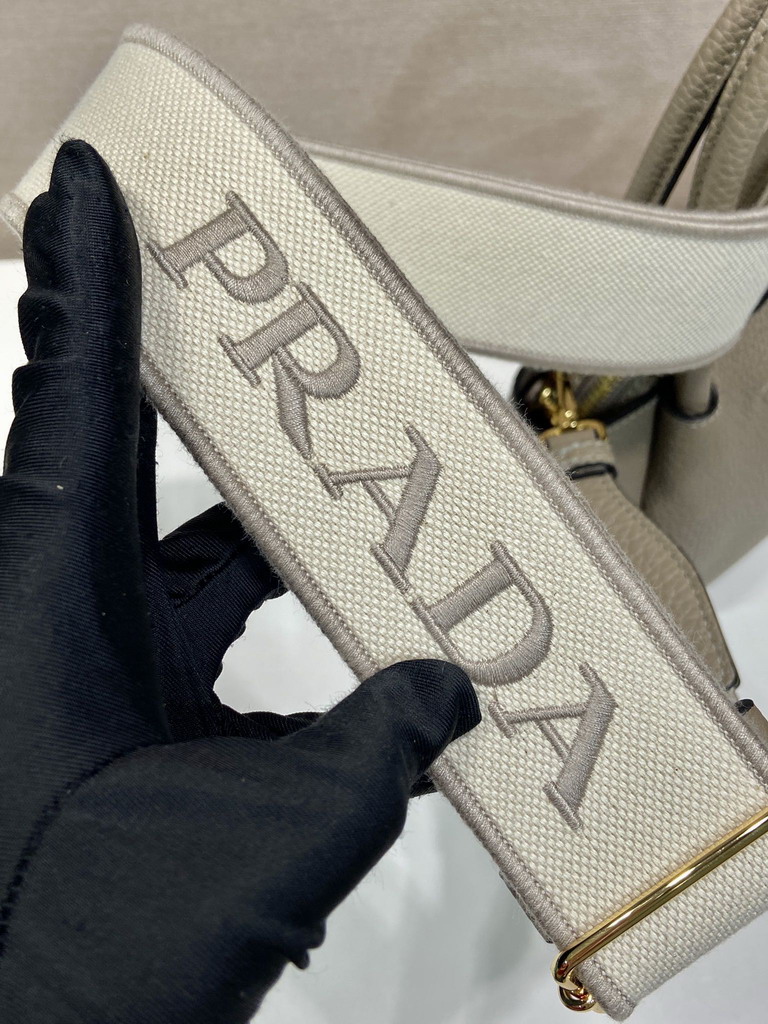 Prada 1BA362 19 5x18x9cm AP2_7