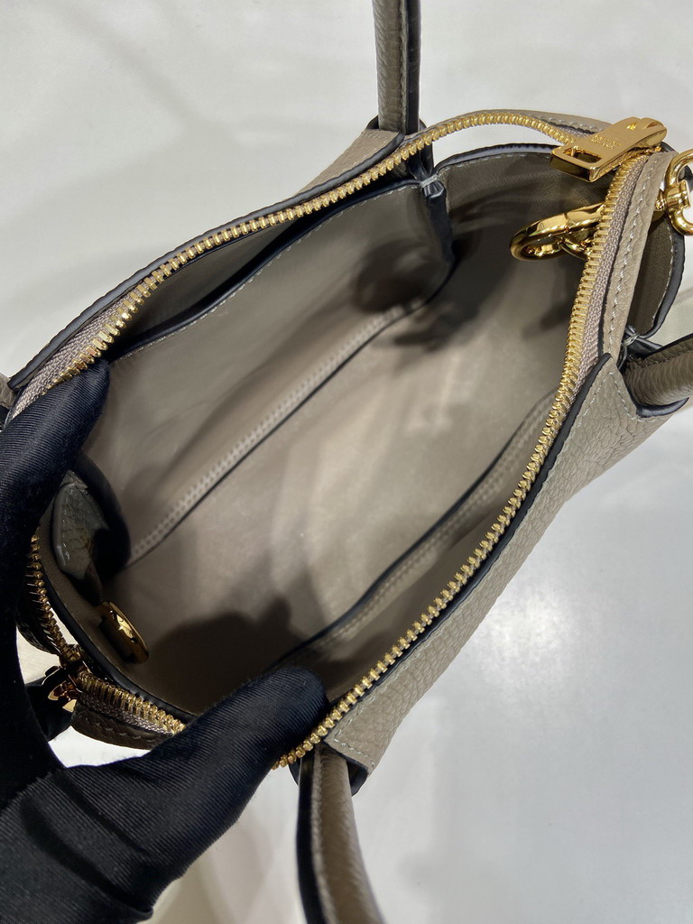 Prada 1BA362 19 5x18x9cm AP2_9