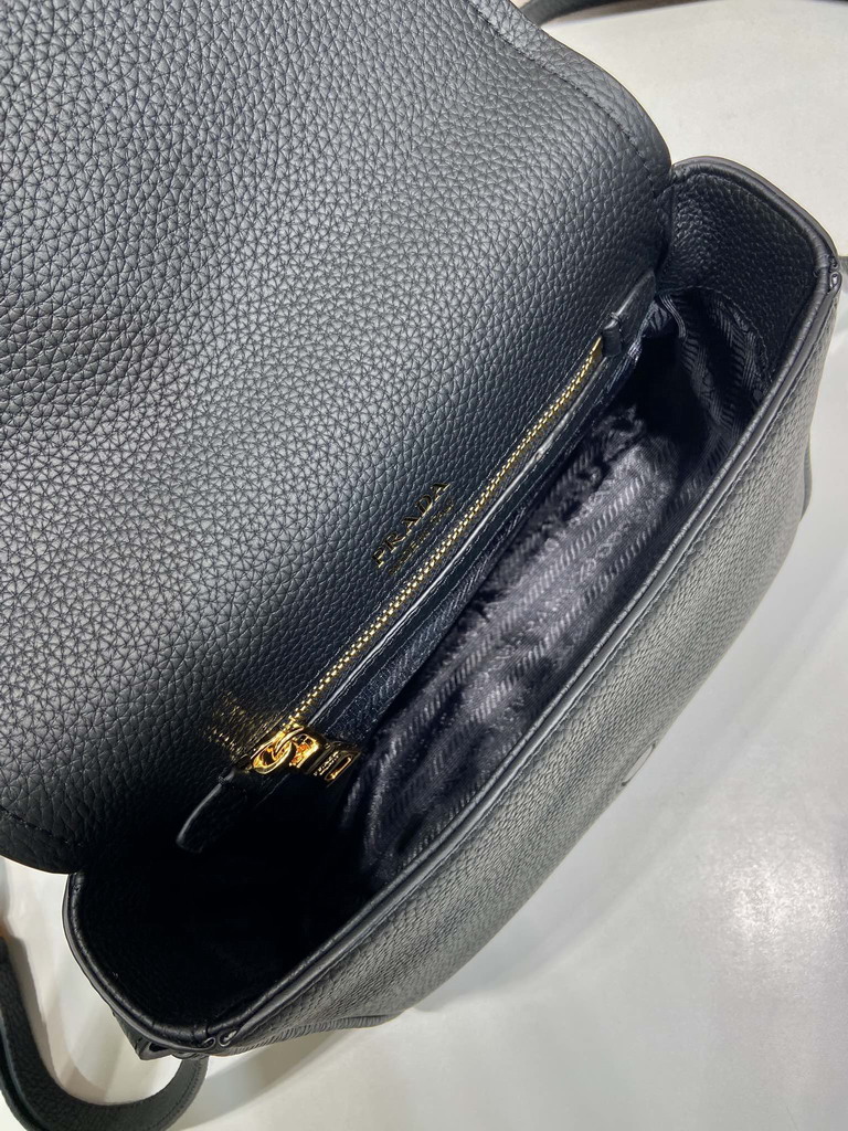 Prada 1BD314-1 23x18x9cm AP_10