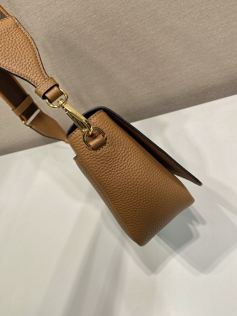 Prada 1BD314-1 23x18x9cm AP1_6