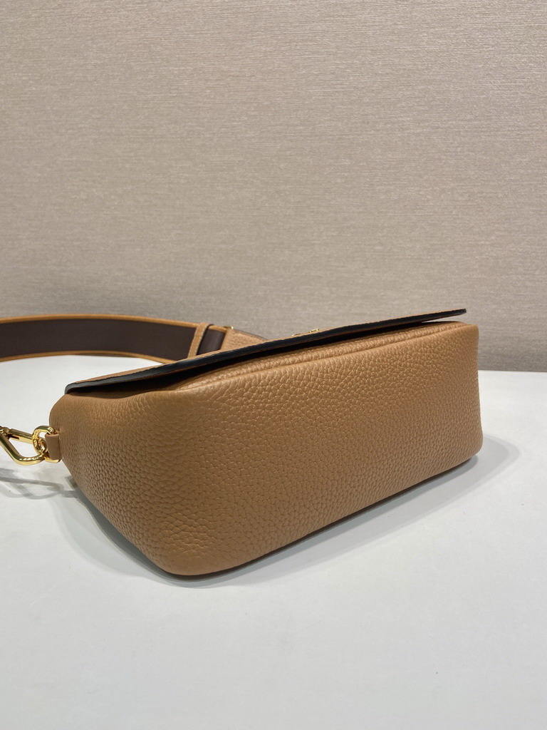 Prada 1BD314-1 23x18x9cm AP1_7