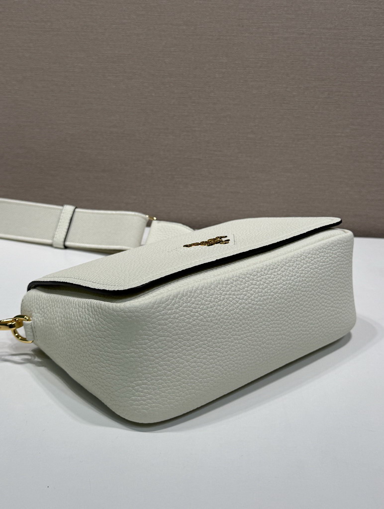 Prada 1BD314-1 23x18x9cm AP2_5