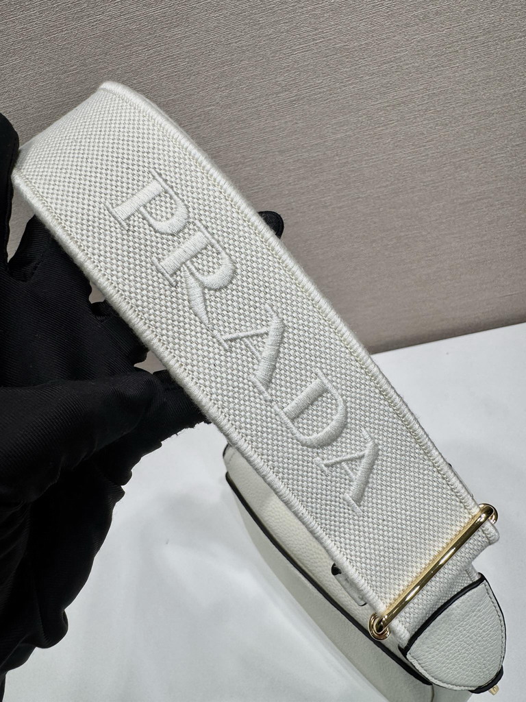 Prada 1BD314-1 23x18x9cm AP2_6