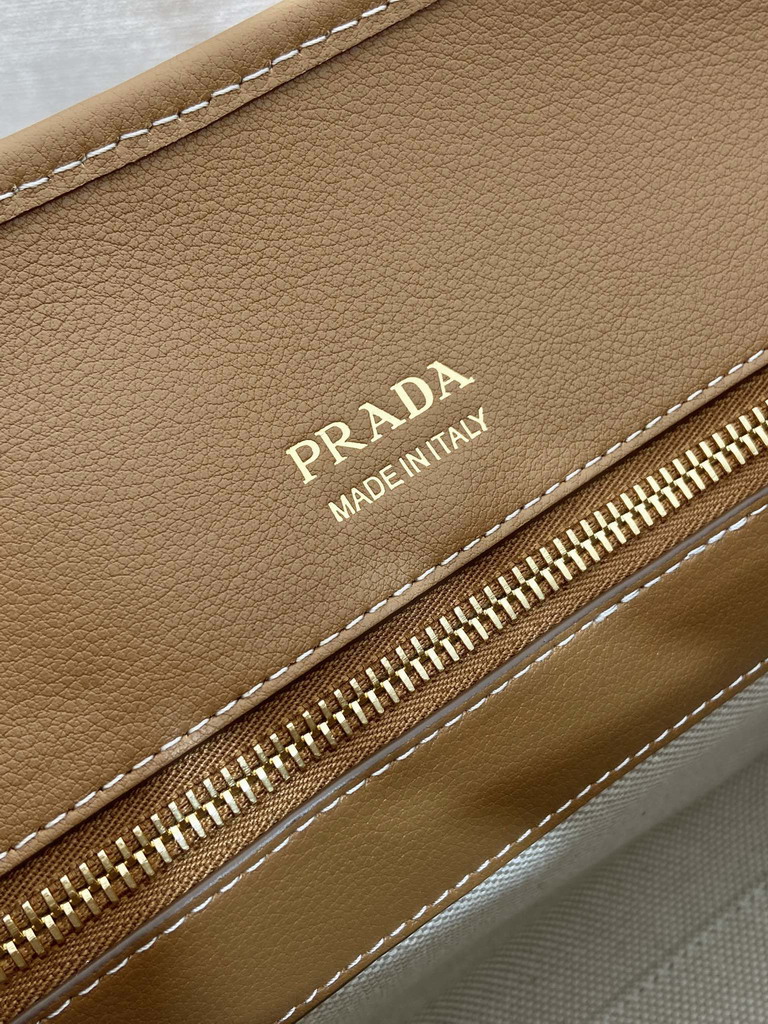Prada 1BG572 35x22 5x18cm AP_9
