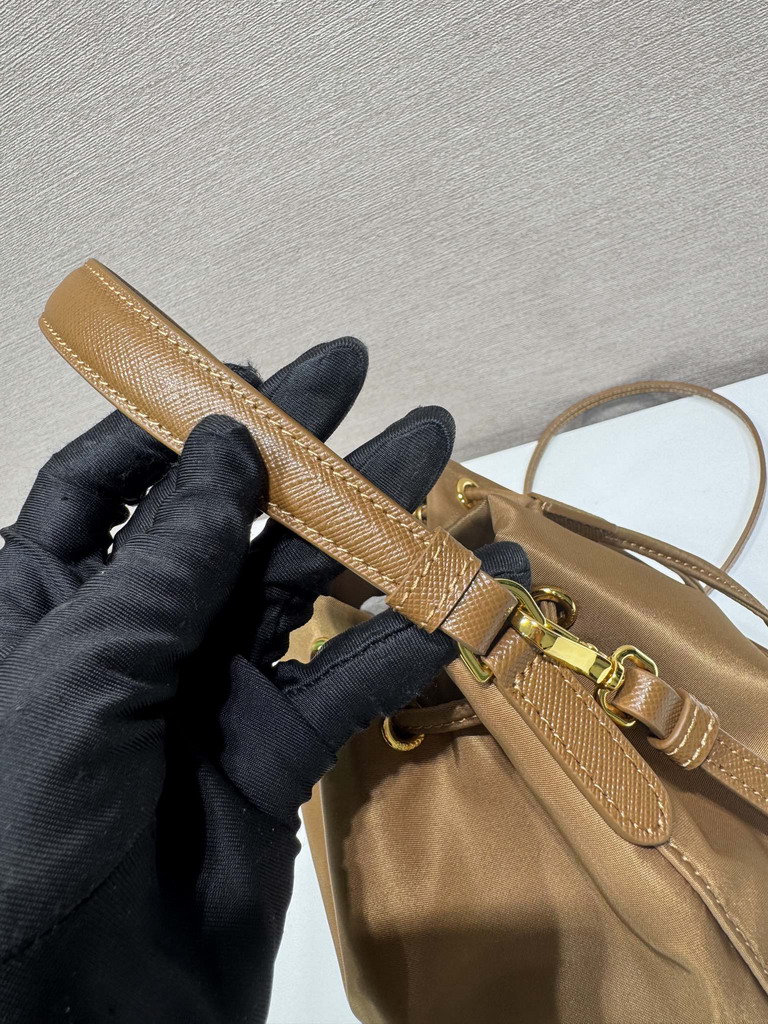 Prada 1BH038 18x23x12cm AP_6