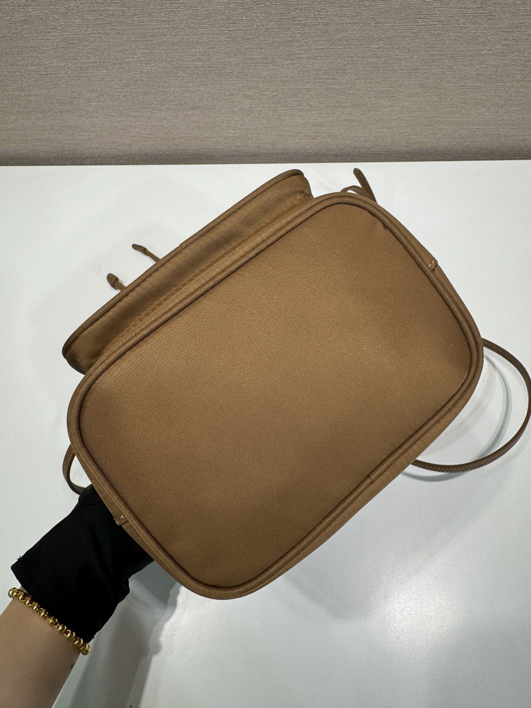 Prada 1BH038 18x23x12cm AP_7