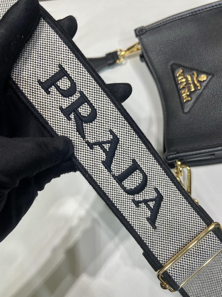 Prada 1BH191-1 19x20x6cm AP1_6