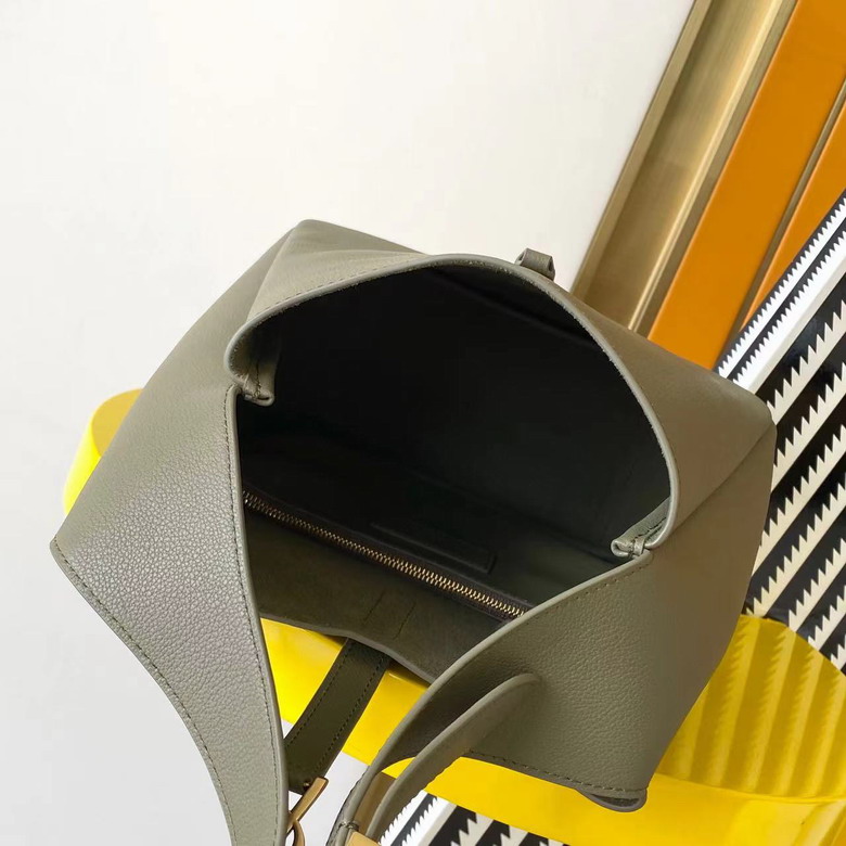 YSL 713938 22x22x10cm 8D1_8