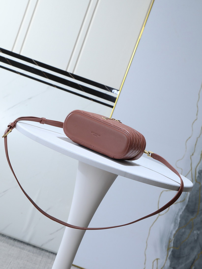 YSL 766731 18x11x6 5cm 8D1_4