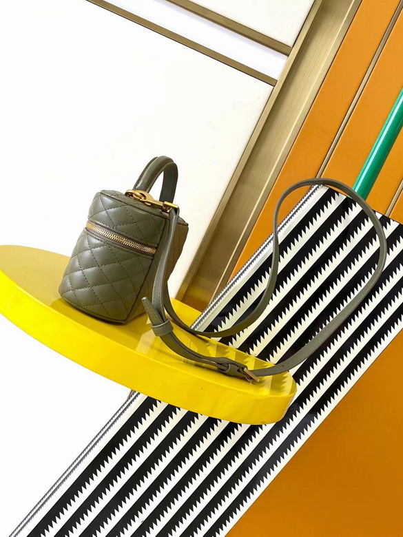 YSL 766731 18x11x6 5cm 8D_2