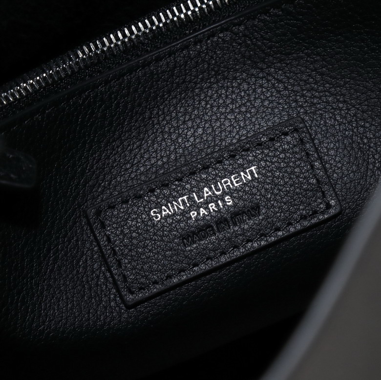 YSL Le 657230 24x24x10cm 8D10_18