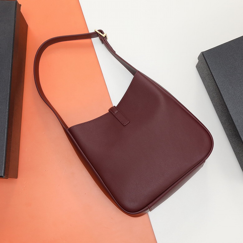 YSL Le 657230 24x24x10cm 8D3_4