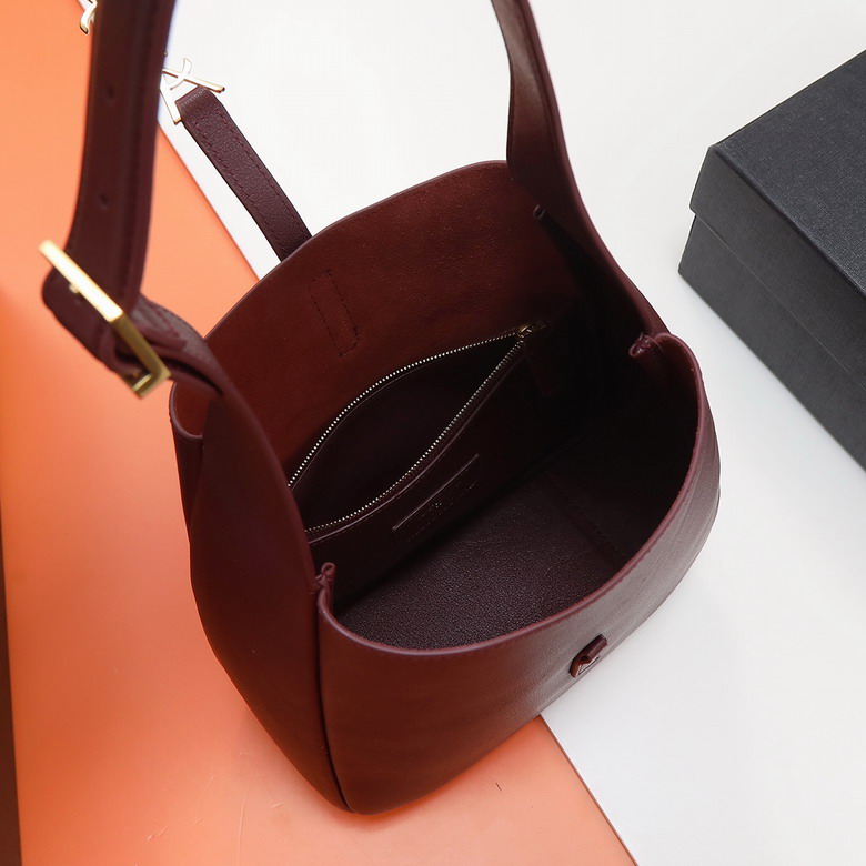 YSL Le 657230 24x24x10cm 8D3_9