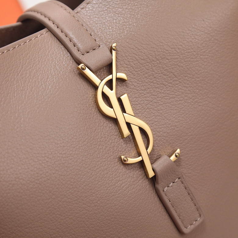 YSL Le 657230 24x24x10cm 8D4_2